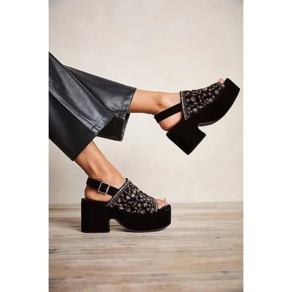 Free People Embellished Nicola Wedges Size 38. SH-2